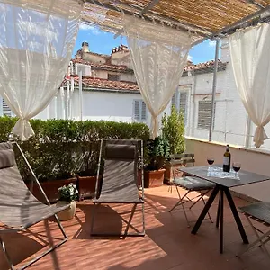  Apartment Grazioso In Centro Con Terrazza Privata Italy